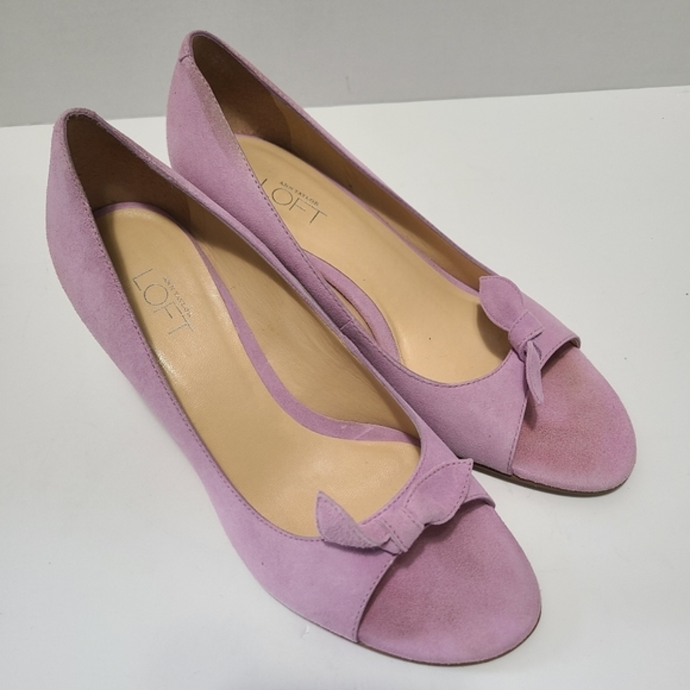 Ann Taylor Loft Open Toe Suede Heel 7.5